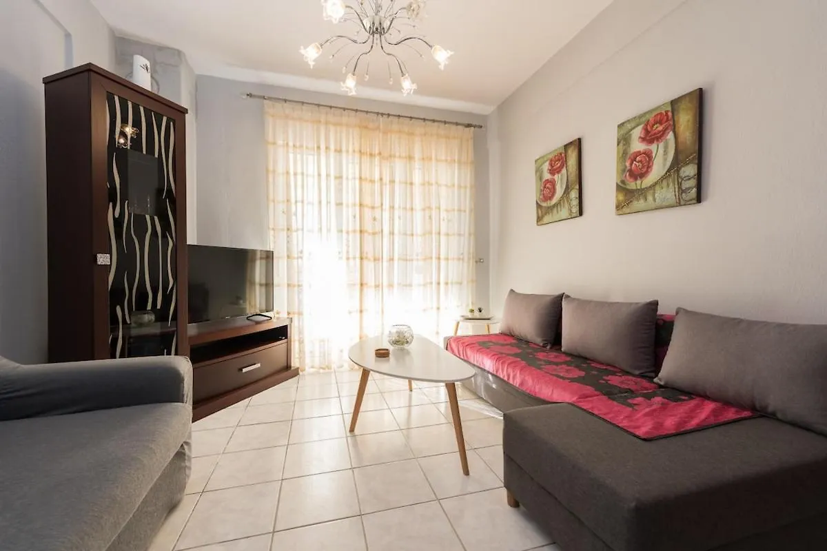 Jella'S Sunny Apartment Nea Skioni Greece